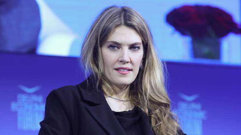 Καϊλή: "Με κρατούσαν με τα φώτα αναμμένα σε κρύο - Απειλούσαν ότι θα δώσουν την κόρη μου στην πρόνοια"