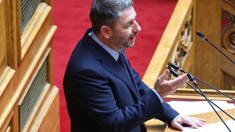 Ανδρουλάκης: "Η αλήθεια βλάπτει το ψέμα, το σκοτάδι και το Μέγαρο Μαξίμου"