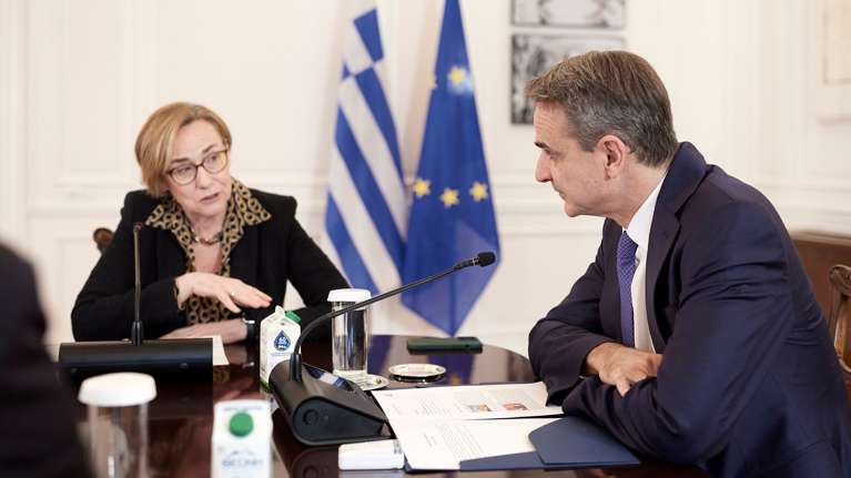 Συνάντηση Μητσοτάκη με την CEO της Vodafone: "Προσβλέπω στις επενδύσεις σας στην Ελλάδα"