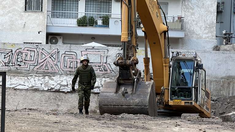 Θεσσαλονίκη: Ξεθάβουν συνεχώς οβίδες από το εργοτάξιο στο κέντρο της πόλης – 51 συνολικά μέχρι στιγμής [εικόνες]