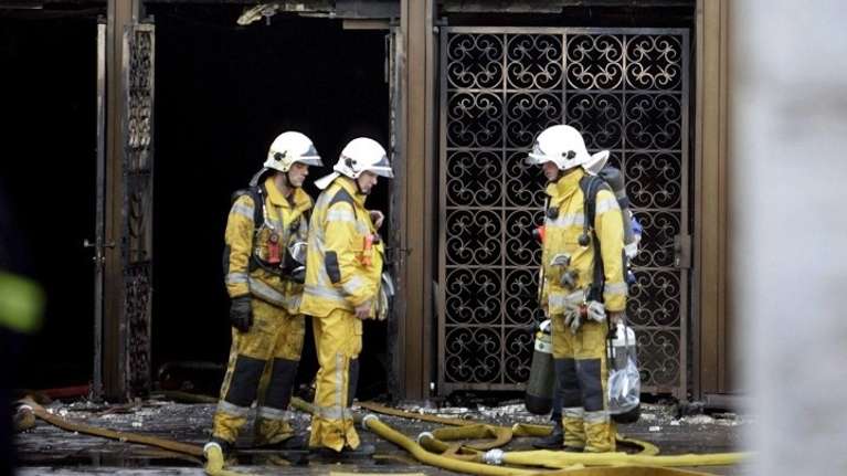 Φωτιά σε κτίριο στην Ελβετία: Πέντε αγνοούμενοι και οκτώ τραυματίες - Κάηκαν διαμερίσματα και ένα εστιατόριο