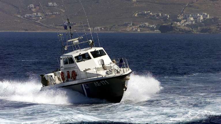 Βυθίστηκε αμμοληπτικό πλοίο στην  Ελευσίνα