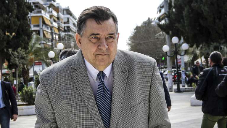 Καρατζαφέρης για γάμο Κασσελάκη: Λυπάμαι που δεν θα φάμε κουφέτα - Ποια από τις δύο... συνιστώσες πάτησε το πόδι της άλλης
