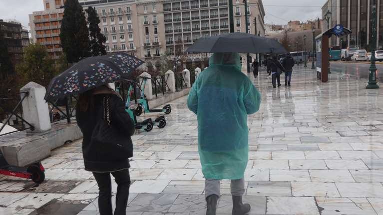 Πότε αλλάζει ο καιρός: Βροχές, βοριάδες και πτώση της θερμοκρασίας προβλέπουν Μαρουσάκης και Κολυδάς