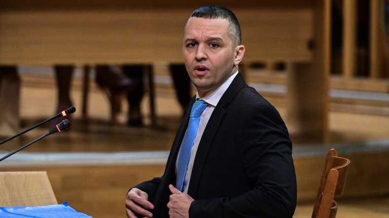 Ηλίας Κασιδιάρης: Αποφυλακίζεται "οριστικά και άνευ όρων" την Τρίτη και προαναγγέλλει την επιστροφή του στην πολιτική