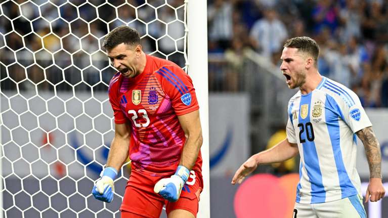 Copa America: Πρόκριση στα ημιτελικά για την Αργεντινή με ηγέτη τον Μαρτίνεζ - Έχασε πέναλτι ο Λιονέλ Μέσι
