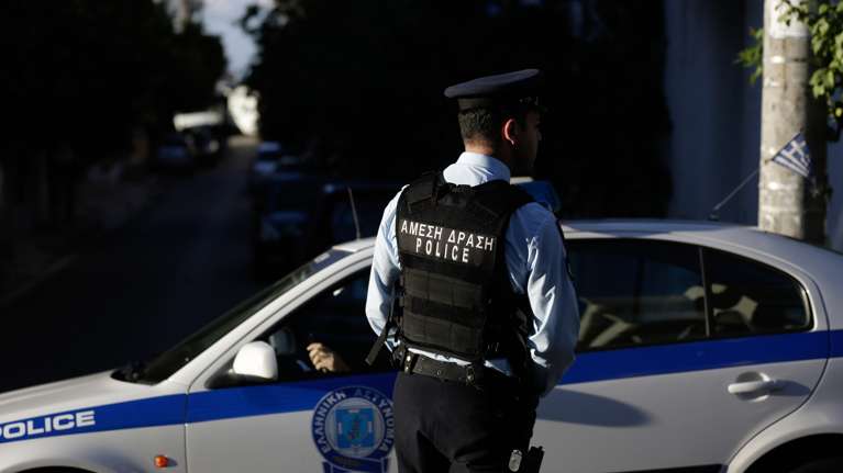 Αιματηρό επεισόδιο στη Θεσσαλονίκη: 29χρονη μαχαίρωσε τον σύντροφό της σε καβγά - Νοσηλεύεται ο 24χρονος