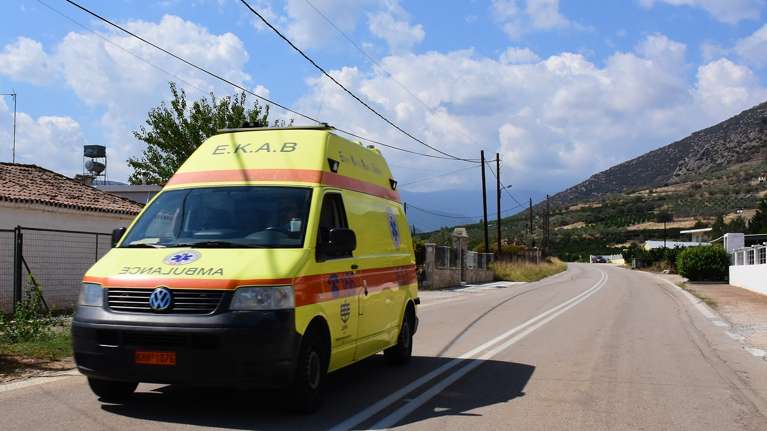 "Δεν ανέπνεε, έβγαζε αφρούς": Οι τελευταίες στιγμές του 15χρονου στη Λάρισα και η απάντηση της 5ης ΥΠΕ για το ασθενοφόρο