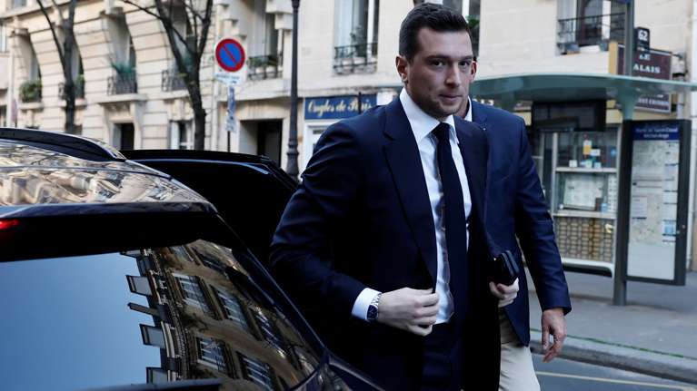 Μπαρντελά: Ο 29χρονος "Κεν" της Λε Πεν που σαρώνει στους νέους ετοιμάζεται να "τρέξει" στις προεδρικές εκλογές