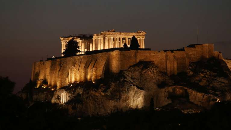 Κατατέθηκε στη Βουλή ο νέος αναπτυξιακός νόμος: Τι προβλέπει - Οι ενισχύσεις και τα κίνητρα