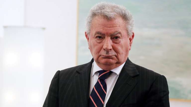 Δίκη Βαλυράκη: "Ήταν ξυλοκοπημένος, είχε μελανιές στο κεφάλι του και αμυντικά τραύματα", κατέθεσε ο μικρότερος γιος του