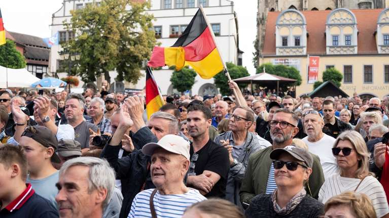 Πώς θα μεταμορφωθεί η Γερμανία με κυβέρνηση AfD - Πρώτο τεστ η Σαξονία όπου η ακροδεξιά ετοιμάζεται να κυβερνήσει